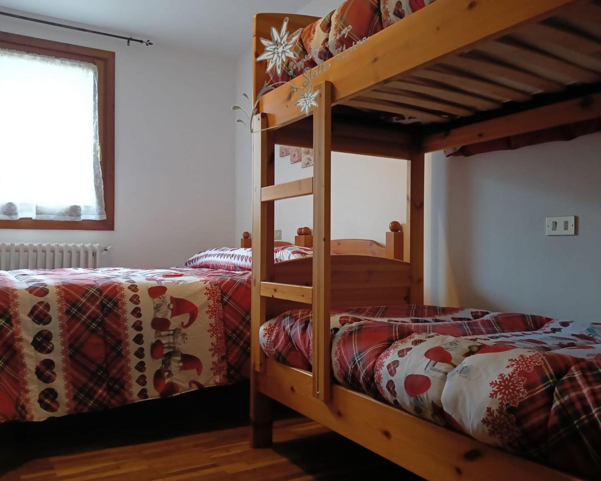 Soggiorno Vacanze Stella Alpina Temù Zimmer foto